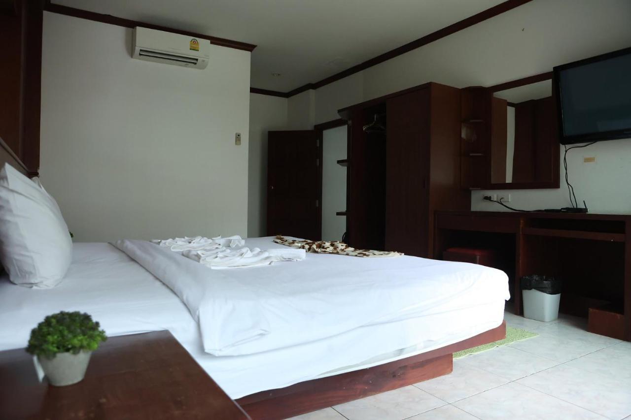 New Forest Patong Экстерьер фото