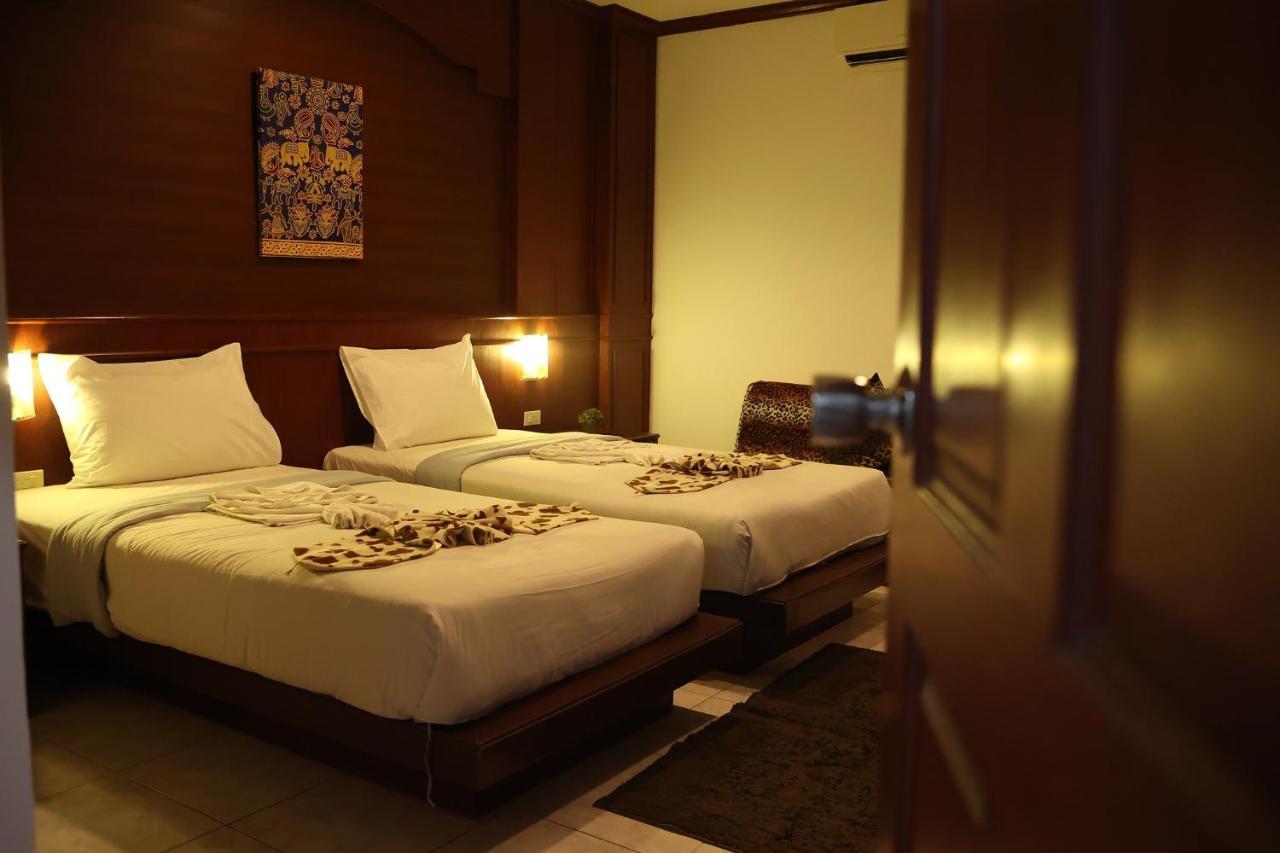 New Forest Patong Экстерьер фото